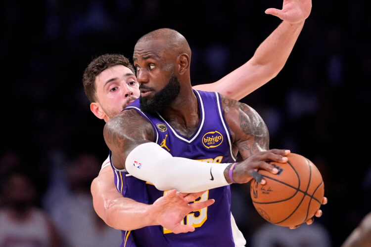 LeBron James isn't worried yet after Lakers lose 2nd straight potential series clincher to Rockets